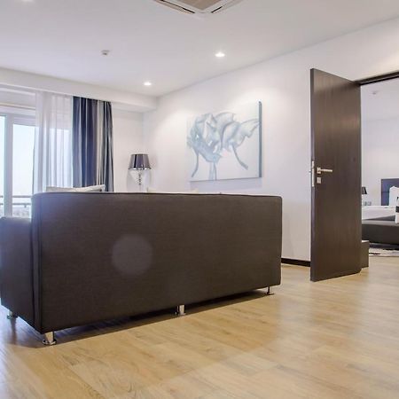 Amaryllis Hotel Блантайър Екстериор снимка