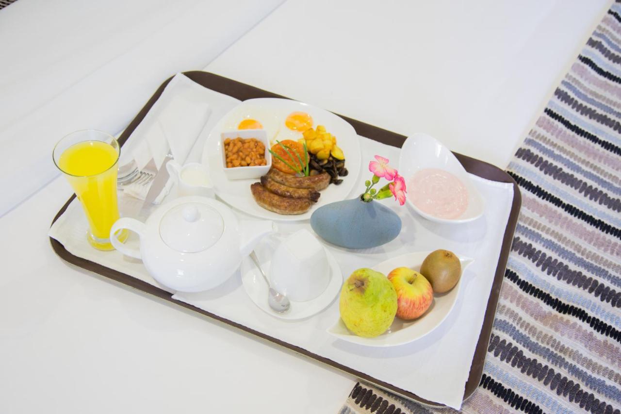 Amaryllis Hotel Блантайър Екстериор снимка